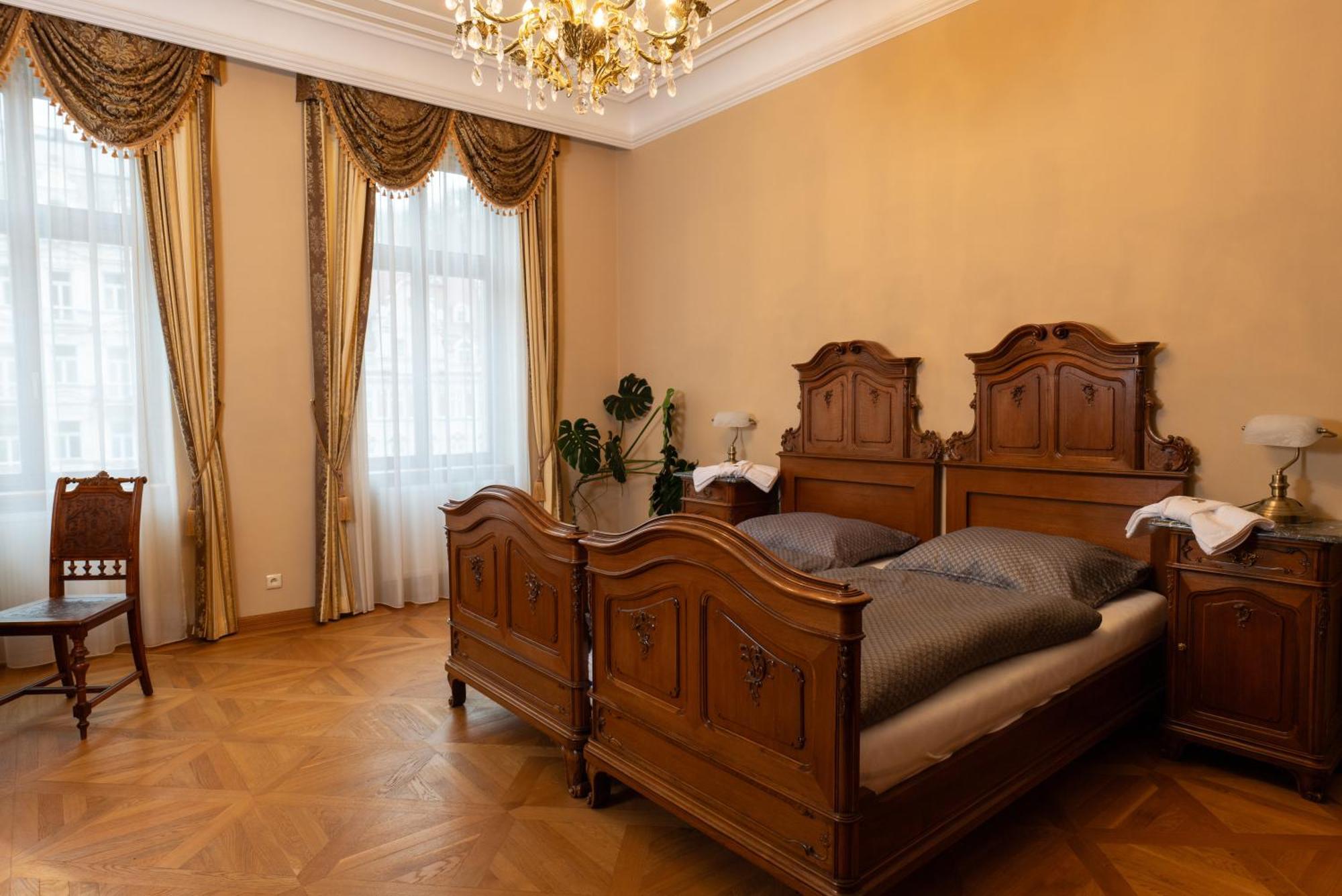 Zlaty Pelikan Karlovy Vary
